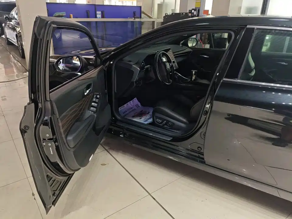 Toyota Avalon 2024 2024 Hybrid 2.0L Luxury Edition