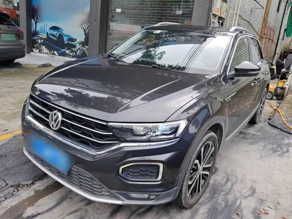 Photo 2 - Volkswagen T-ROC