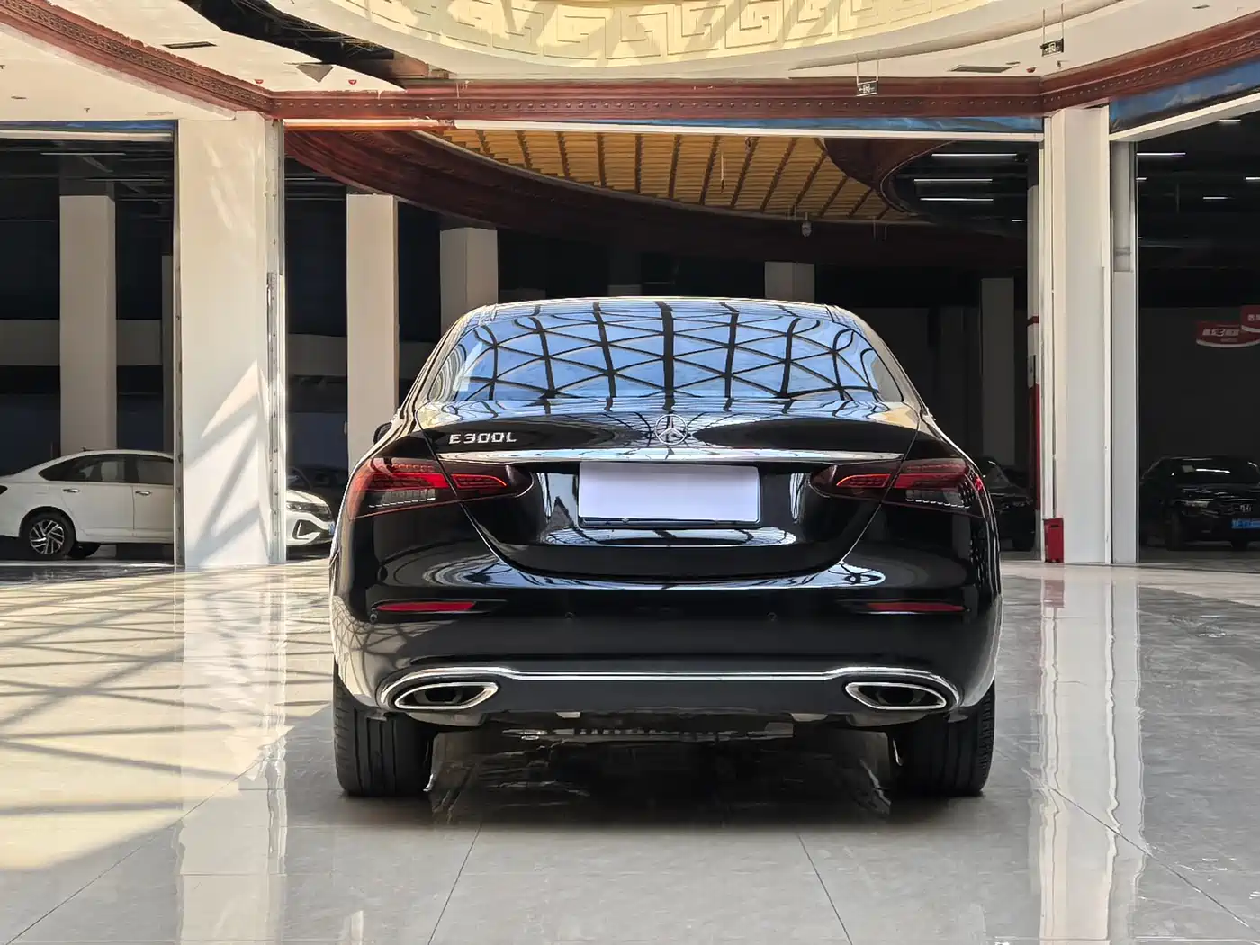 Mercedes-Benz E-Class 2023 Facelift E 260 L фото 7