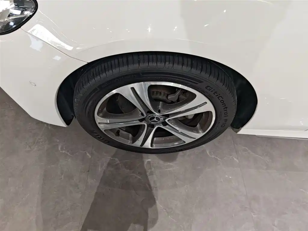 Mercedes-Benz E-Class 2018 Facelift E 200 L Sport фото 23