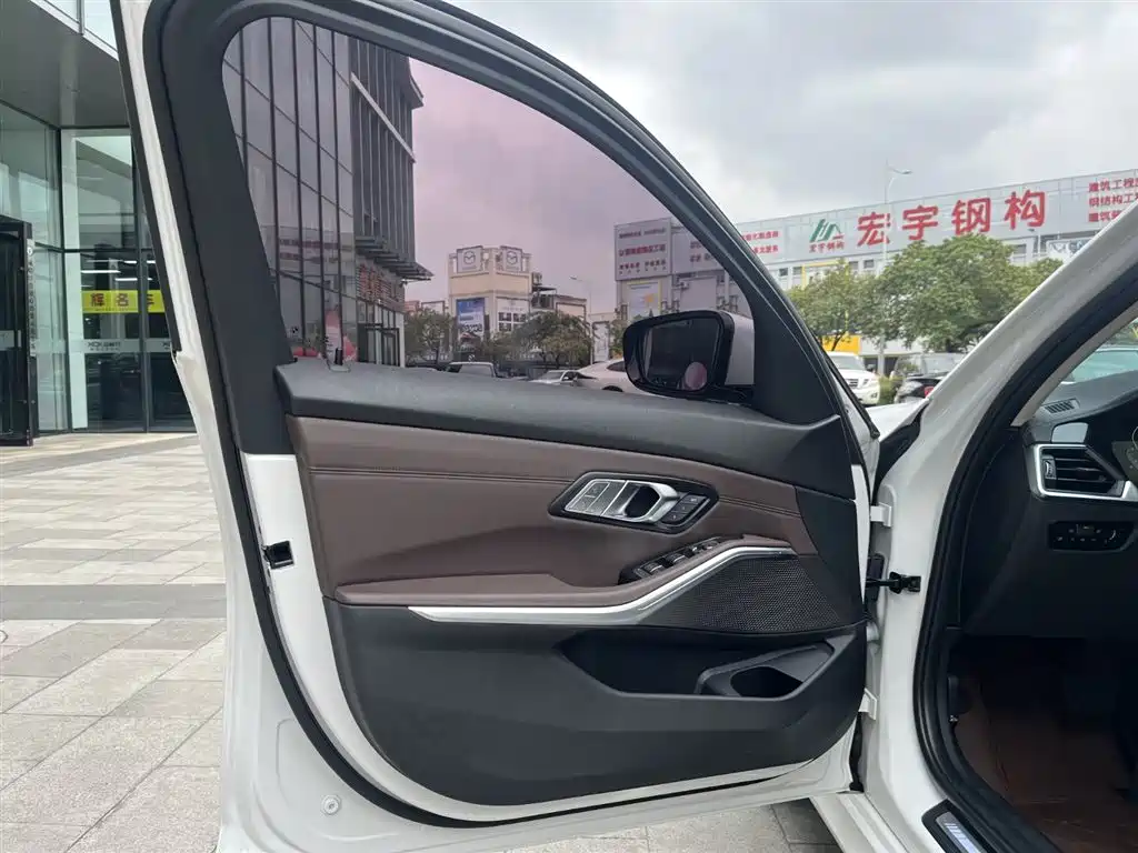 BMW 3 Series 2020 Facelift 325Li M Sport Package фото 12