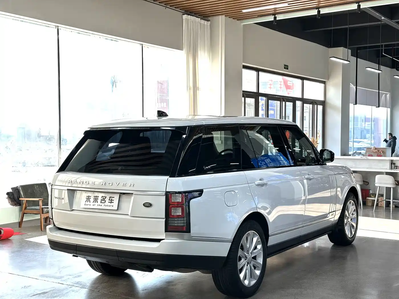 Land Rover Range Rover 2017 3.0 SC V6 Vogue LWB (Long Wheelbase) фото 14