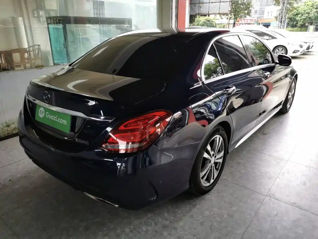Фото 7 - Mercedes-Benz C-Class