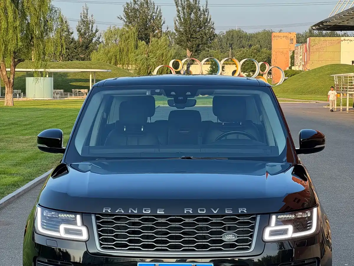 Фото 2 - Land Rover Range Rover