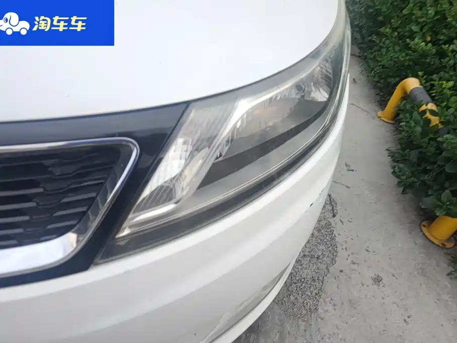 Kia K2 2012 2011 Sedan 1.4L MT TOP