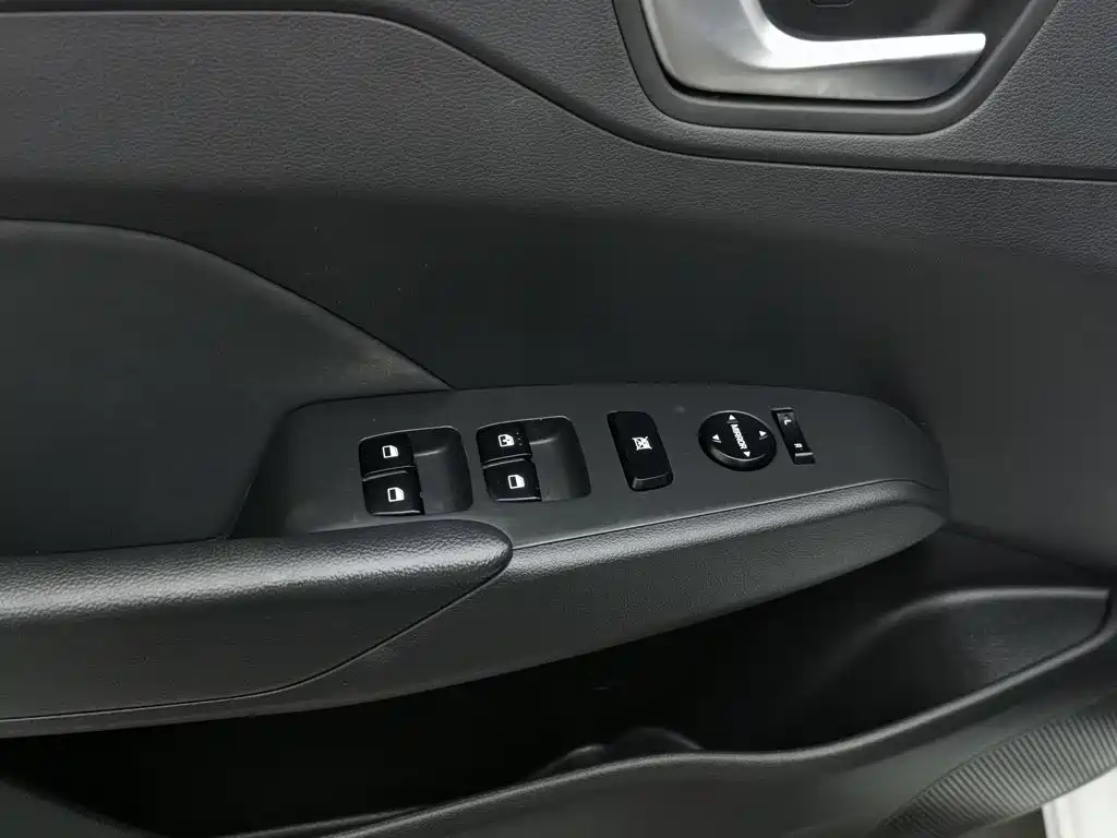 Hyundai Verna, миниатюра 9