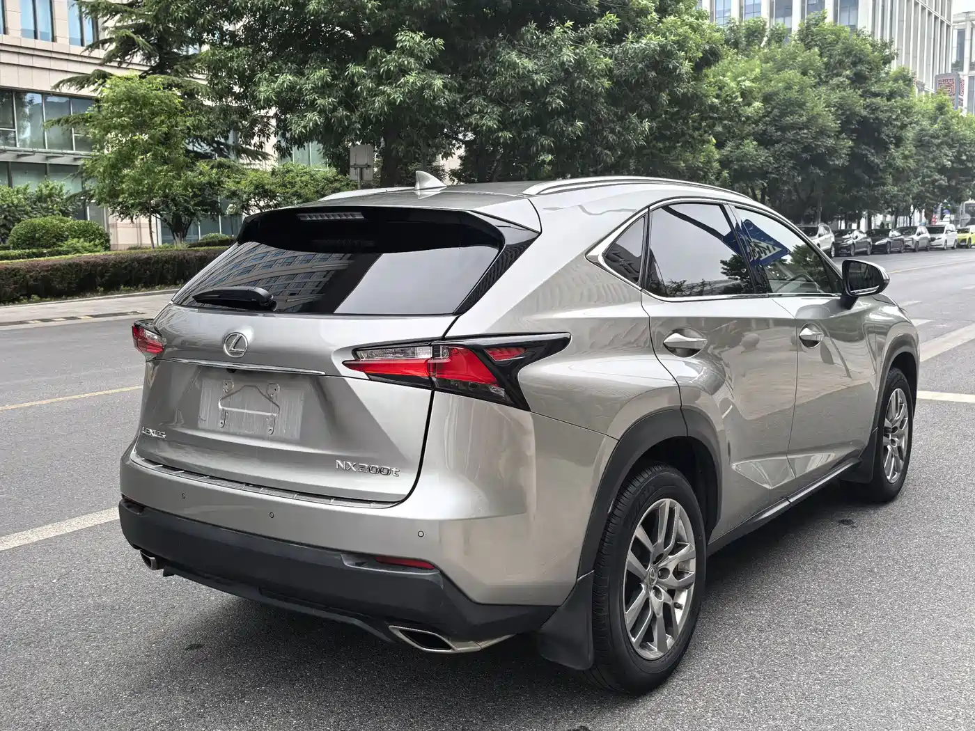 Lexus NX 2015 200t AWD F Sport фото 5