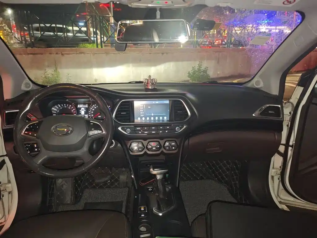 Фото 13 - GAC Trumpchi GS4