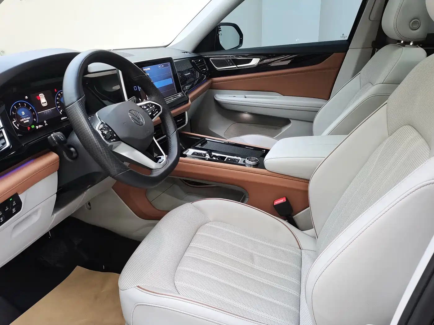 Volkswagen Teramont 2021 380TSI 4WD Premium Luxury Edition фото 7