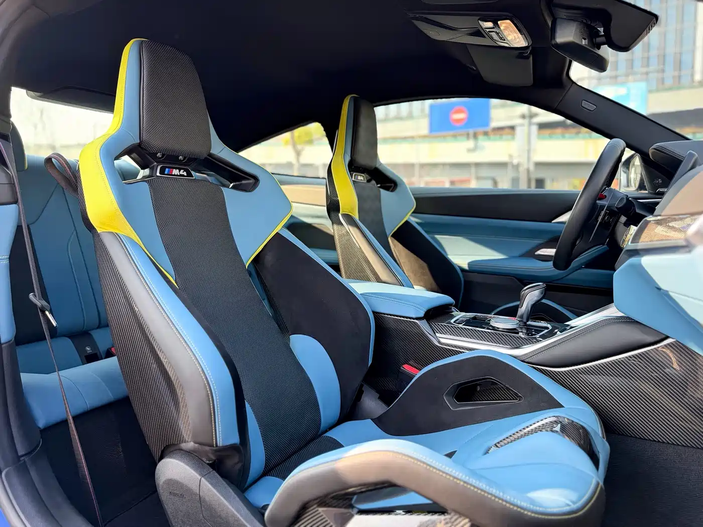 BMW M4 2022 M4 Coupe M xDrive Thunder Edition фото 17