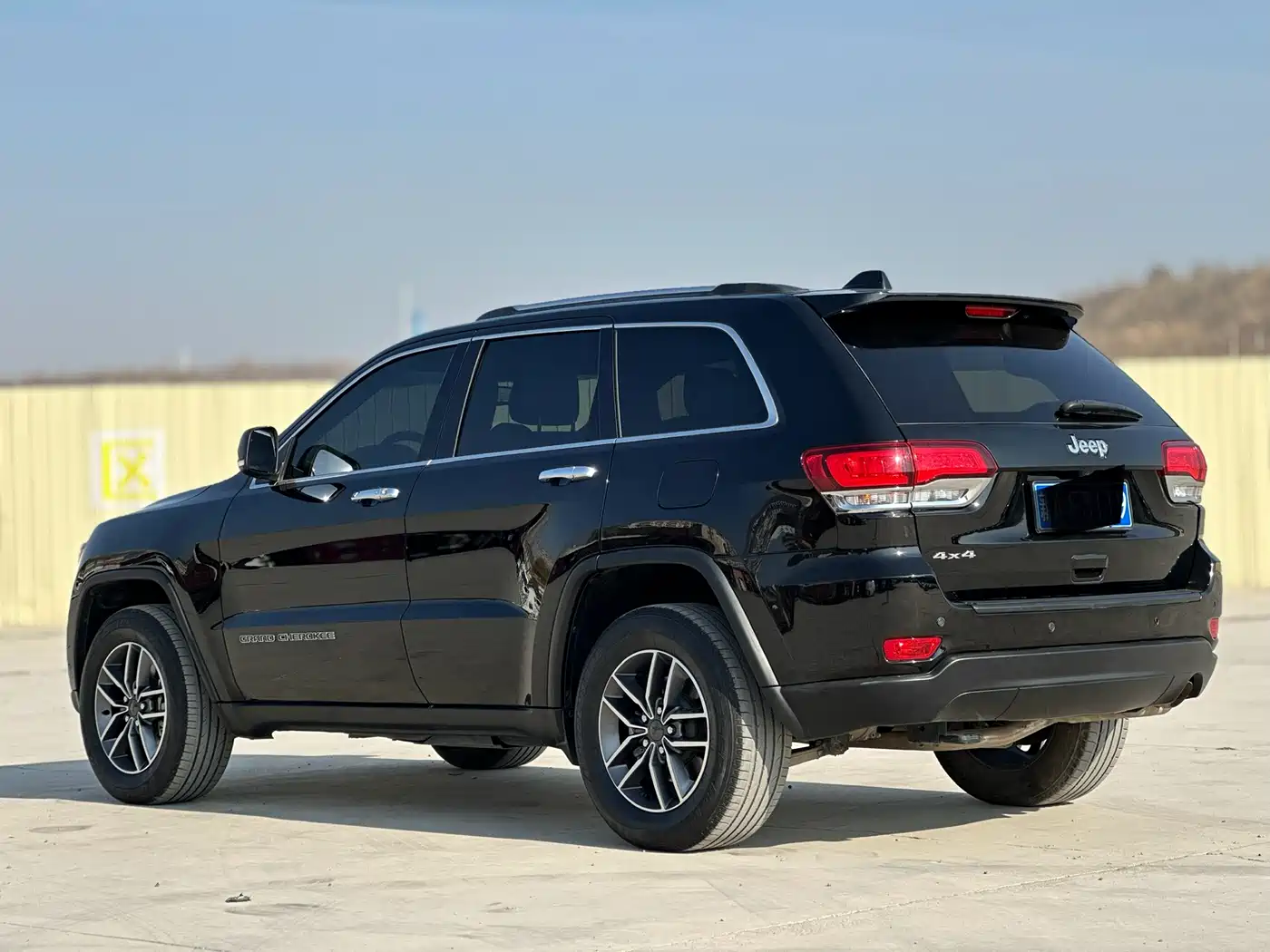JEEP GRAND CHEROKEE