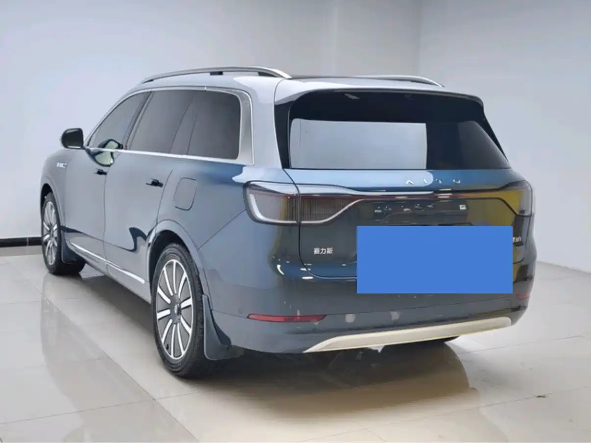 AITO Wenjie AITO M9 2024 Extended Range Ultra 42kWh 6-Seater фото 3