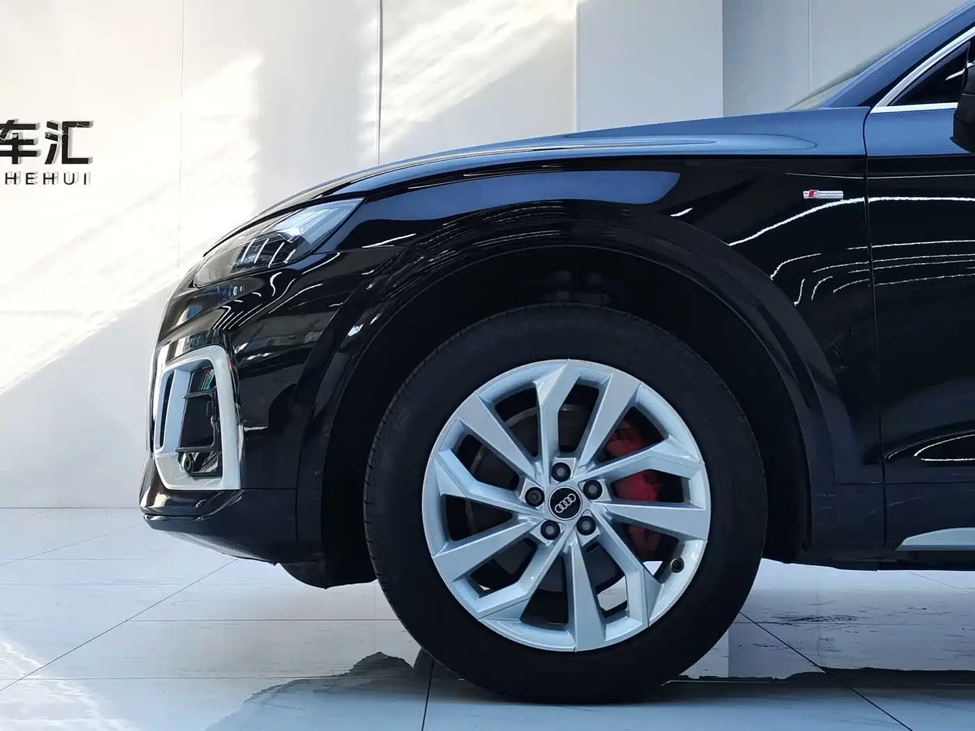 Audi Q5L 2022 40T Luxury Dynamic фото 24