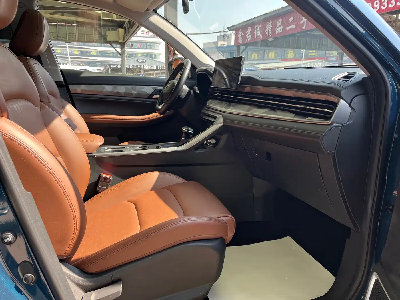 GEELY AUTOMOBILE VISION X6