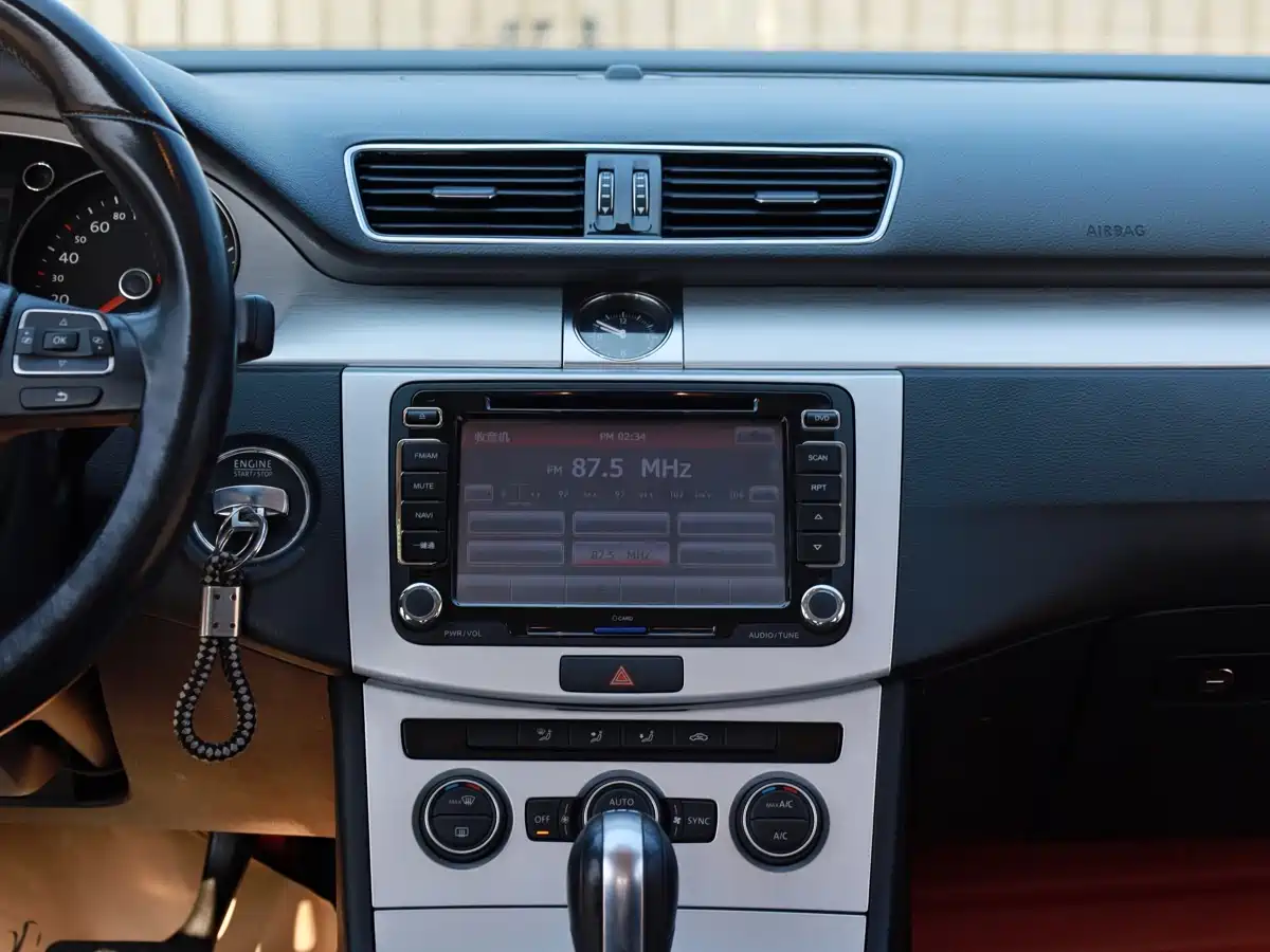 Volkswagen Magotan 2015 1.8TSI Leading фото 8