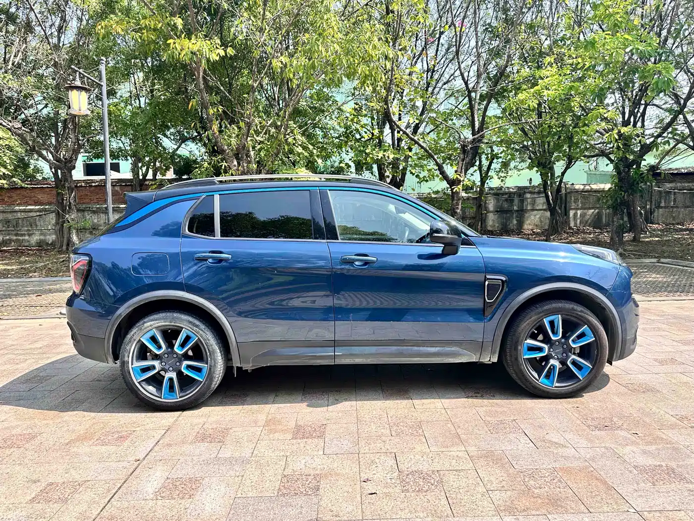 Lynk & Co 01 2018 2.0T 2WD Type+ Edition фото 10