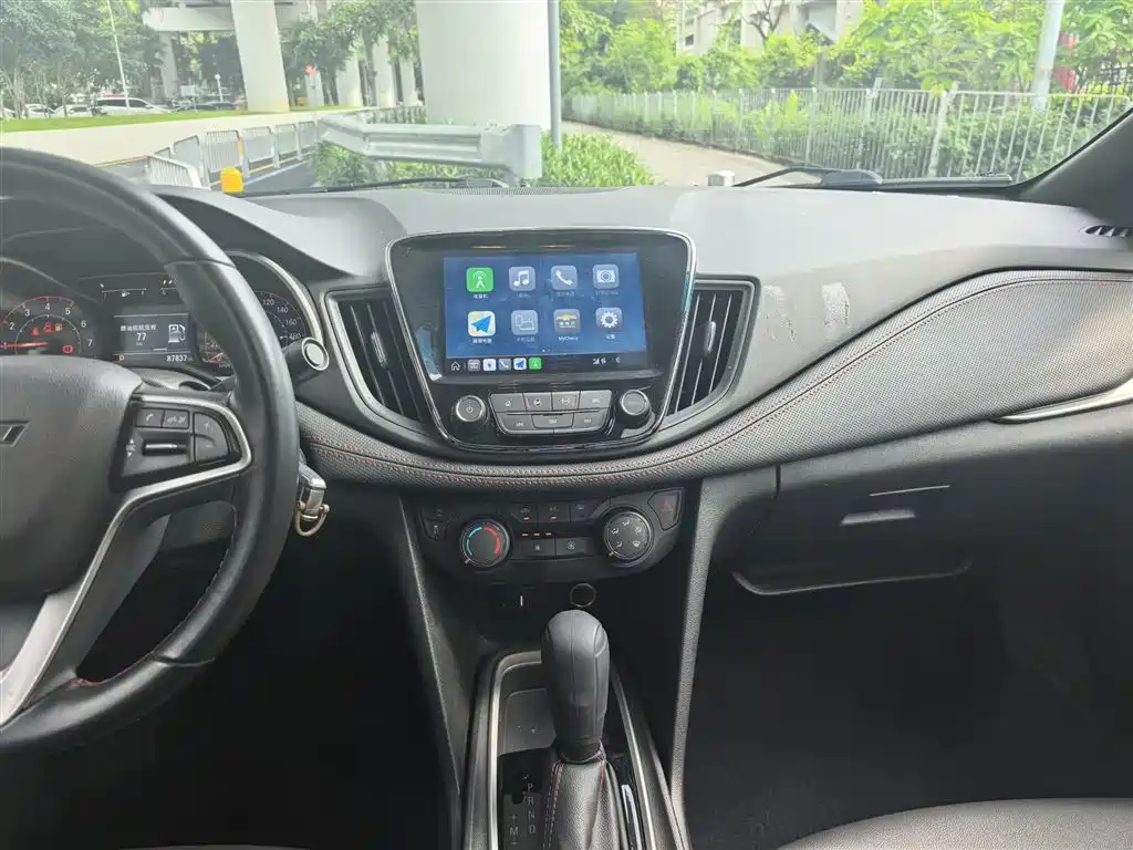 Chevrolet Monza 2020 Mild Hybrid RS 330T Automatic Smooth Edition фото 8