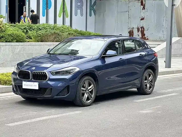 BMW X2