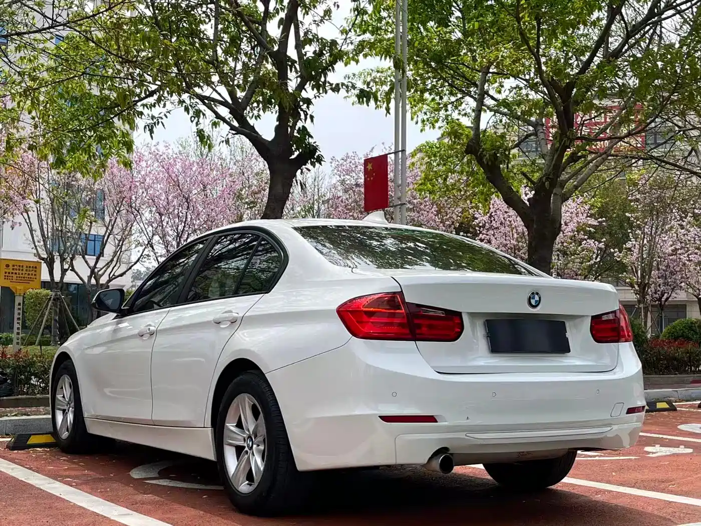 BMW 3 Series 2014 320i Progressive фото 7