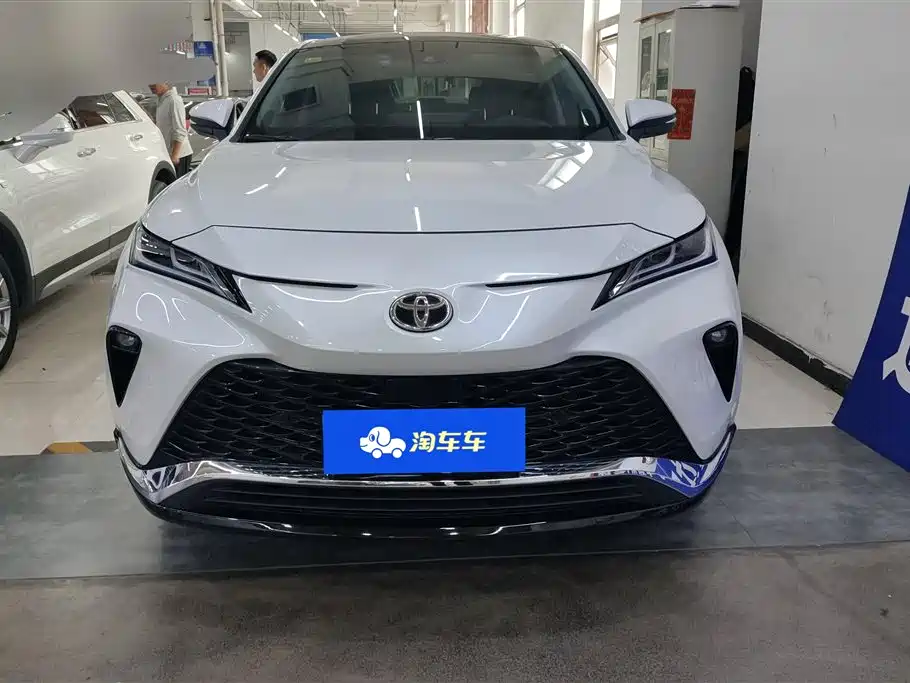 Toyota Venza 2022 2.0L CVT 2WD Premium фото 2
