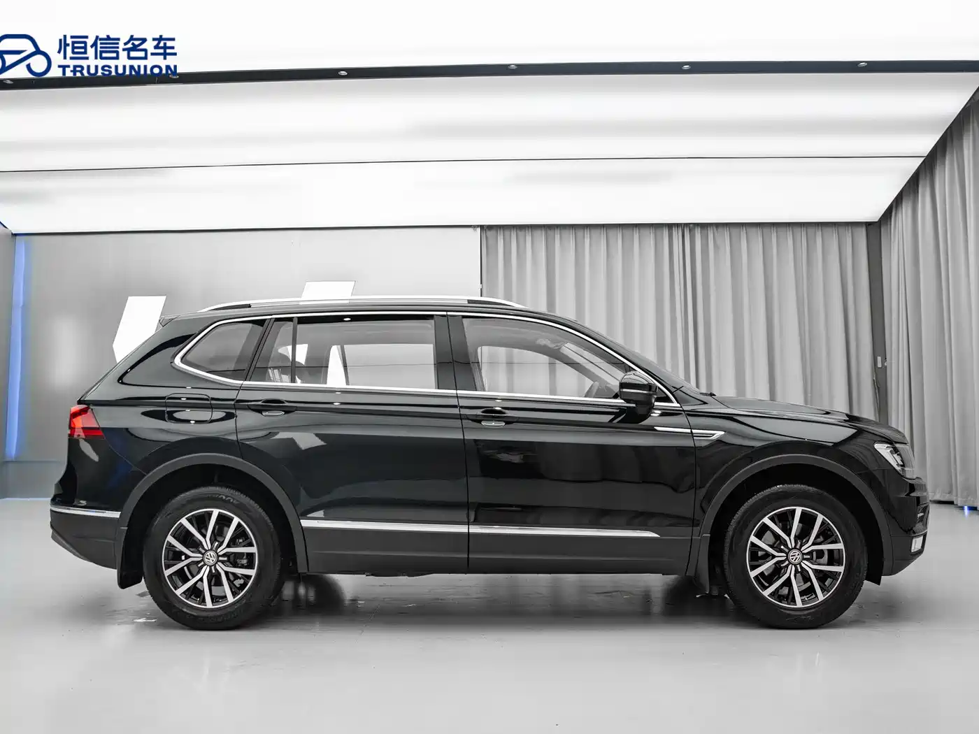 Volkswagen Tiguan L 2018 330TSI Automatic 2WD Luxury Edition фото 7