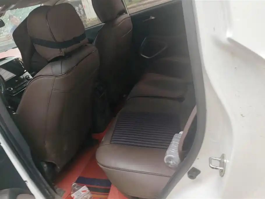 Hyundai Beijing Hyundai ix35 2019 2.0L Automatic 2WD Zhiyong·Smooth Enjoy China VI фото 11