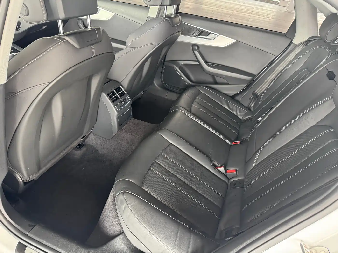 Audi A4L 2020 40 TFSI Fashion Dynamic Edition фото 7