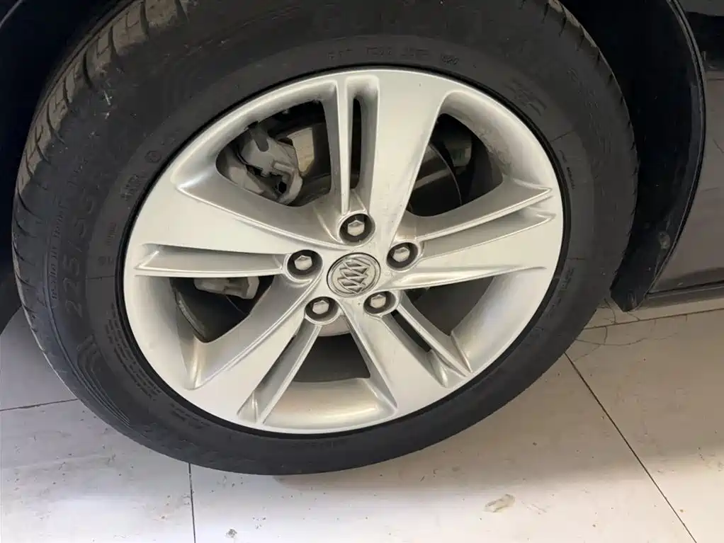 Buick Regal 2019 20T Elite China VI фото 11