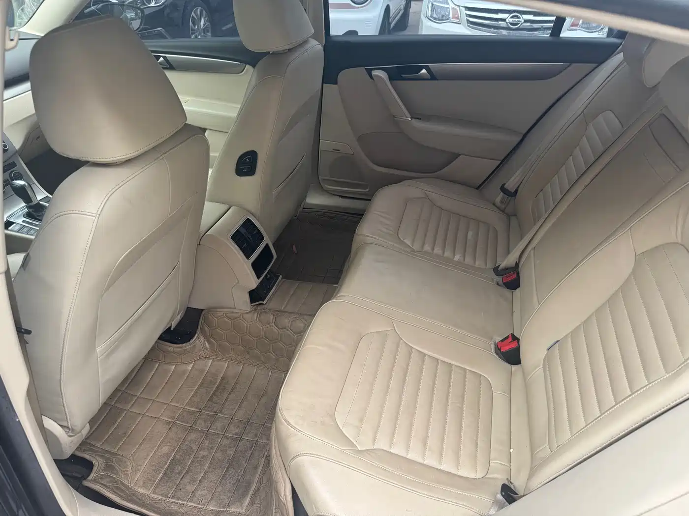 Volkswagen Magotan 2013 1.8TSI Luxury фото 7