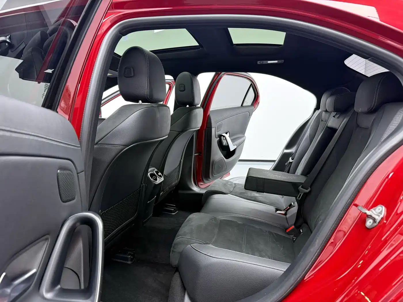 Mercedes-Benz A-Class 2020 A 200 L Sport Sedan фото 3
