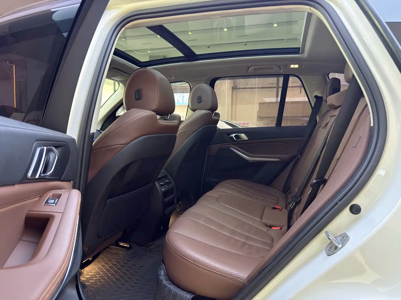 BMW X5 (Import) 2020 xDrive30i M Sport Package фото 5