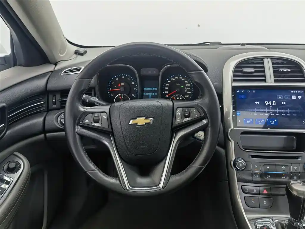 Chevrolet Malibu 2013 2.4L Automatic Luxury Edition фото 11