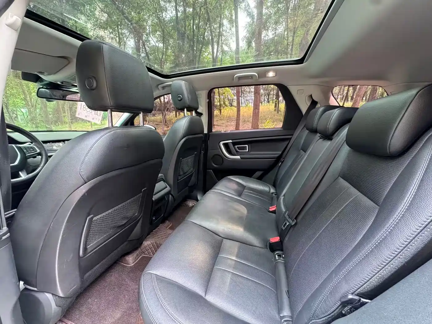 Land Rover Discovery Sport 2018 240PS SE Edition фото 7