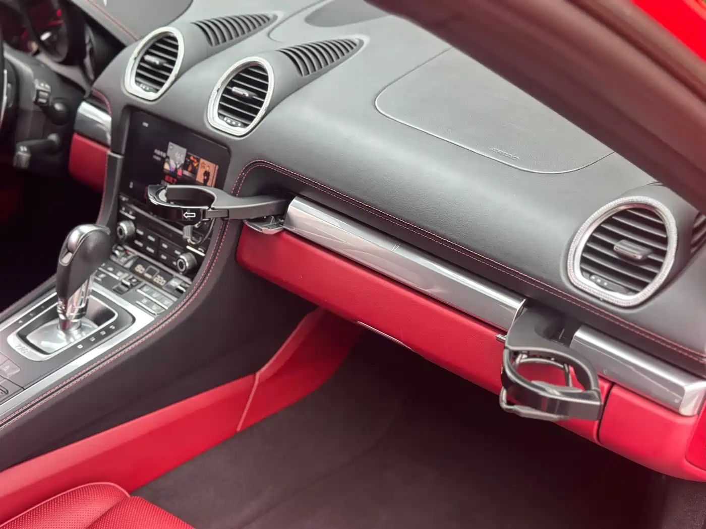 Porsche 718 2018 Cayman 2.0T фото 13