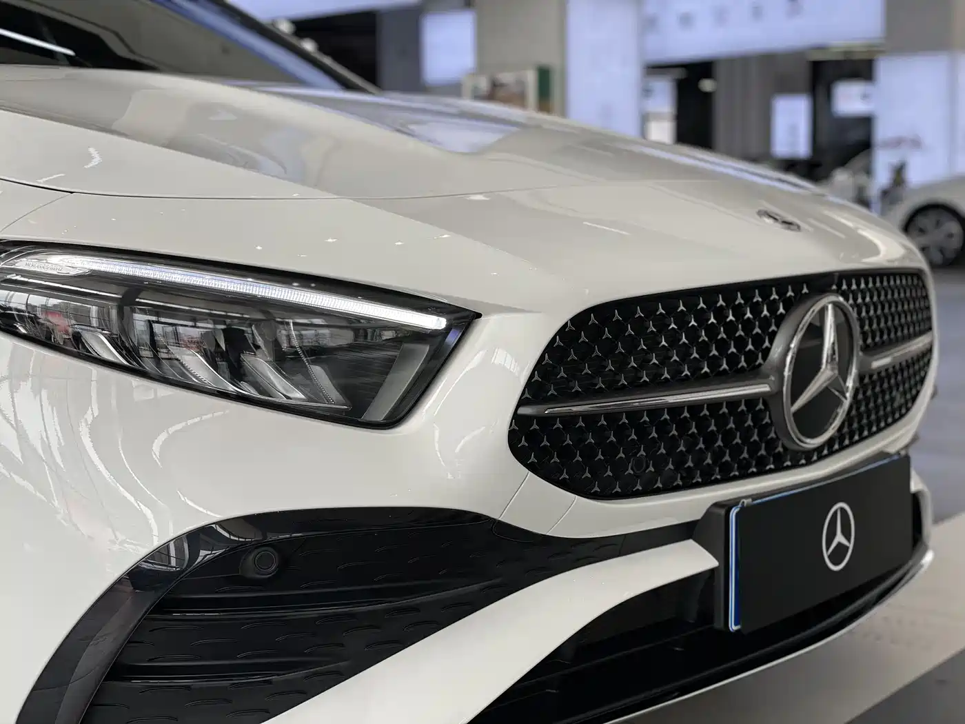 Mercedes-Benz A-Class 2023 A 200 L Dynamic фото 10