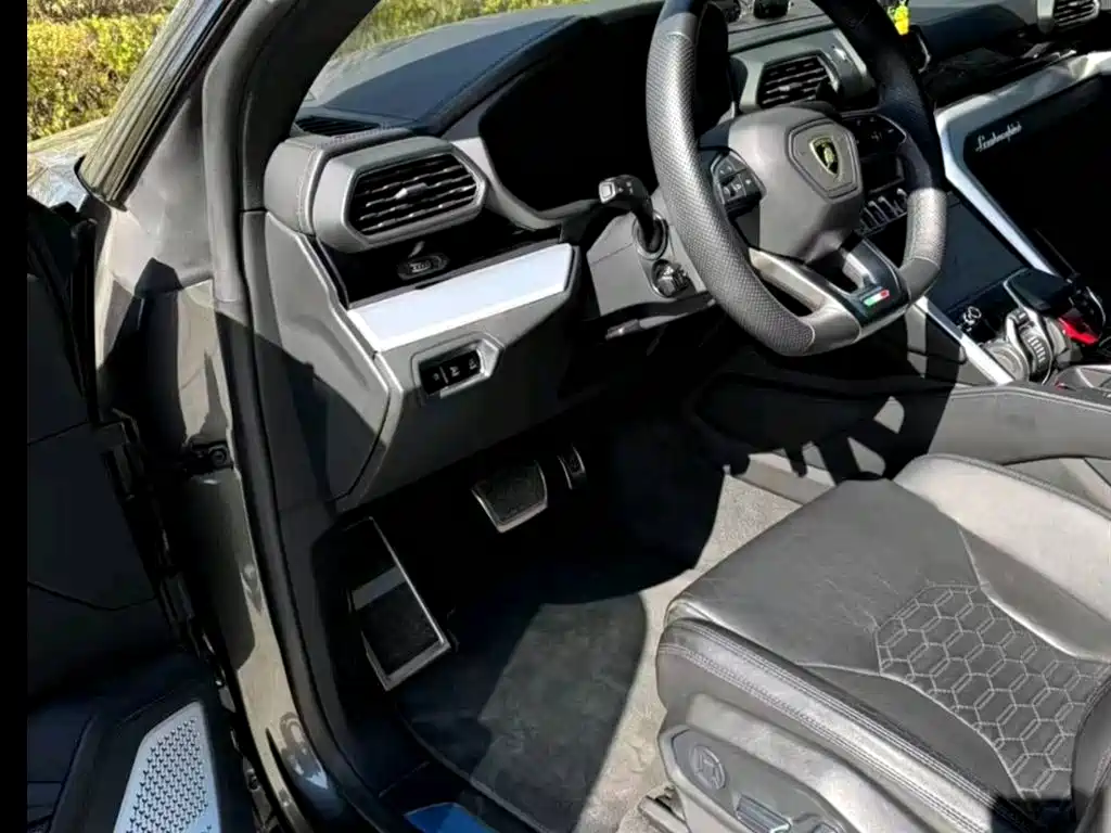 Lamborghini Urus 2018 4.0T V8 фото 7