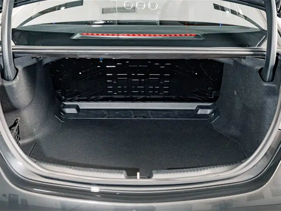Mercedes-Benz C-Class 2024 Facelift III C 260 L Sport фото 21