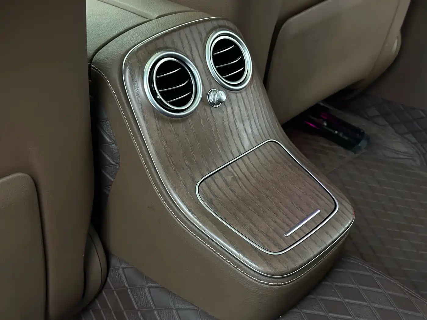 Mercedes-Benz E-Class 2021 E 300 L Fashion фото 24