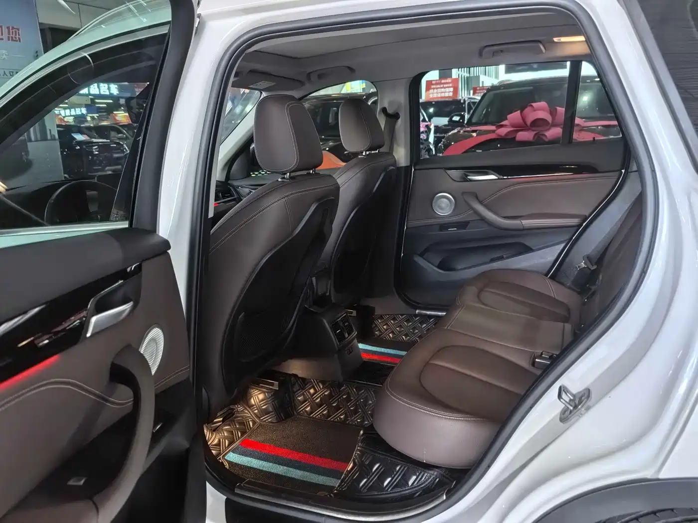 BMW X1 2022 sDrive25Li Leading фото 9