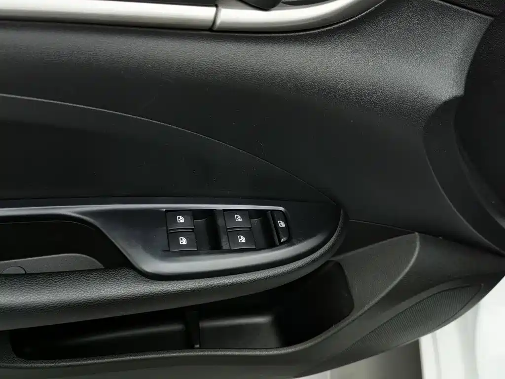 Buick Excelle, миниатюра 9