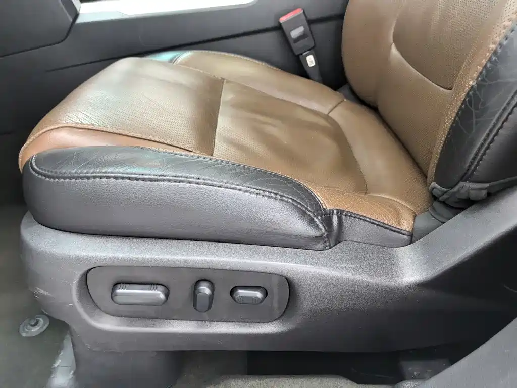 Ford Explorer (Import) 2013 2013 3.5L Prestige