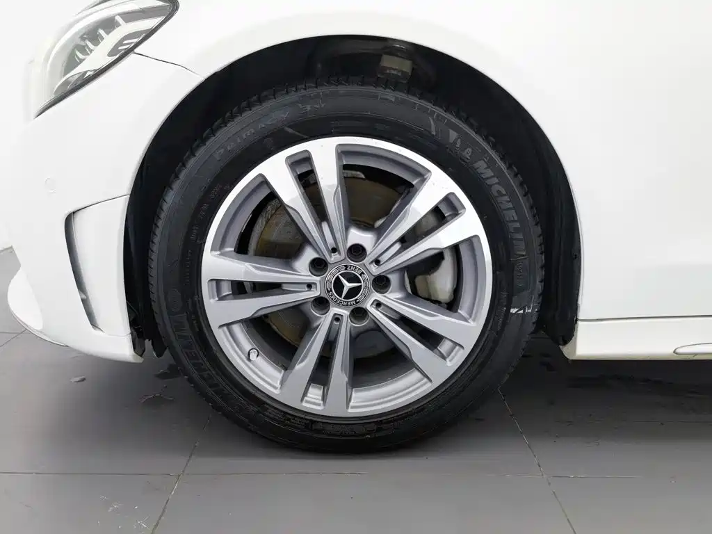 Mercedes-Benz C-Class, миниатюра 17