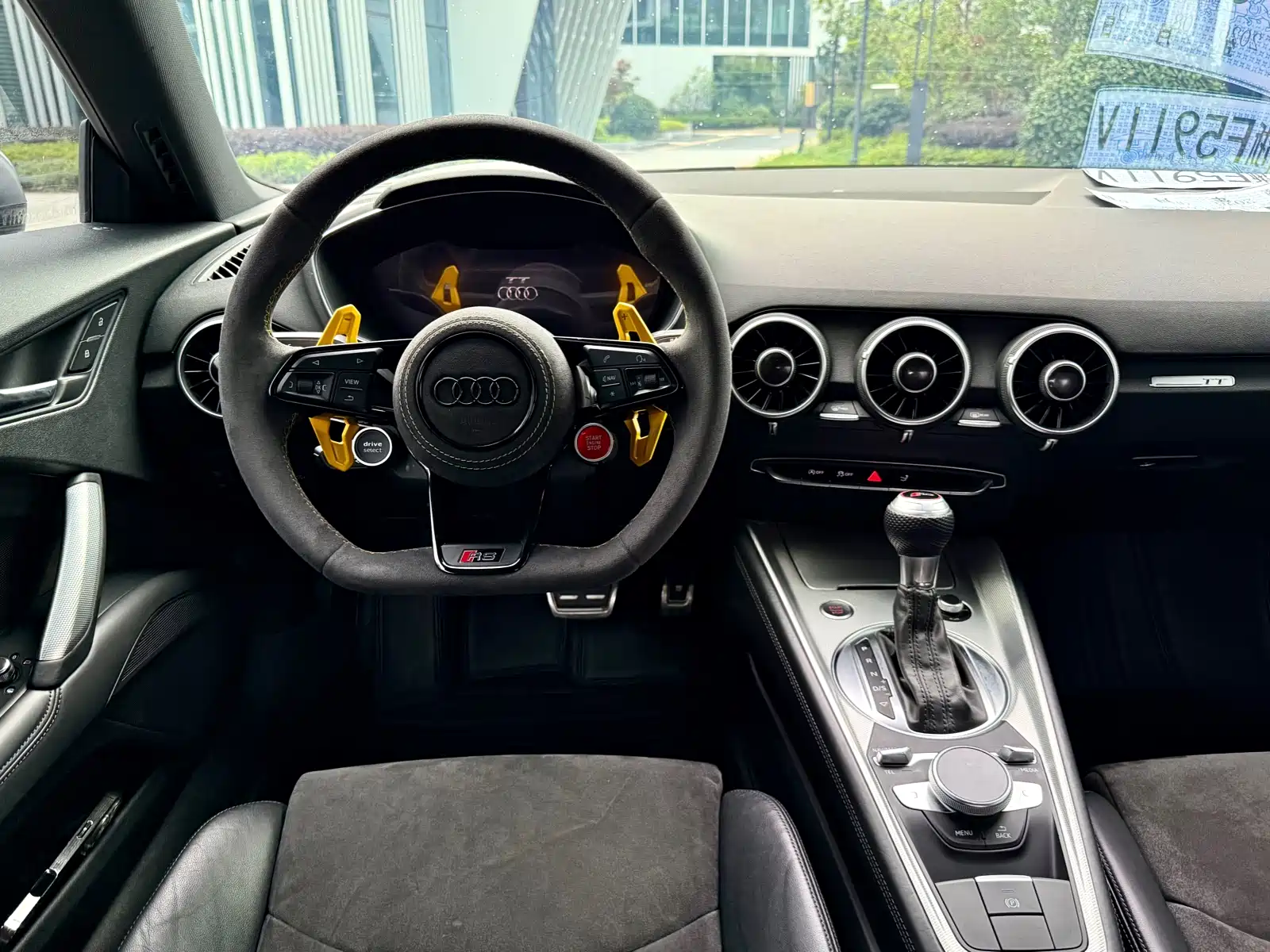 Фото 10 - Audi TT