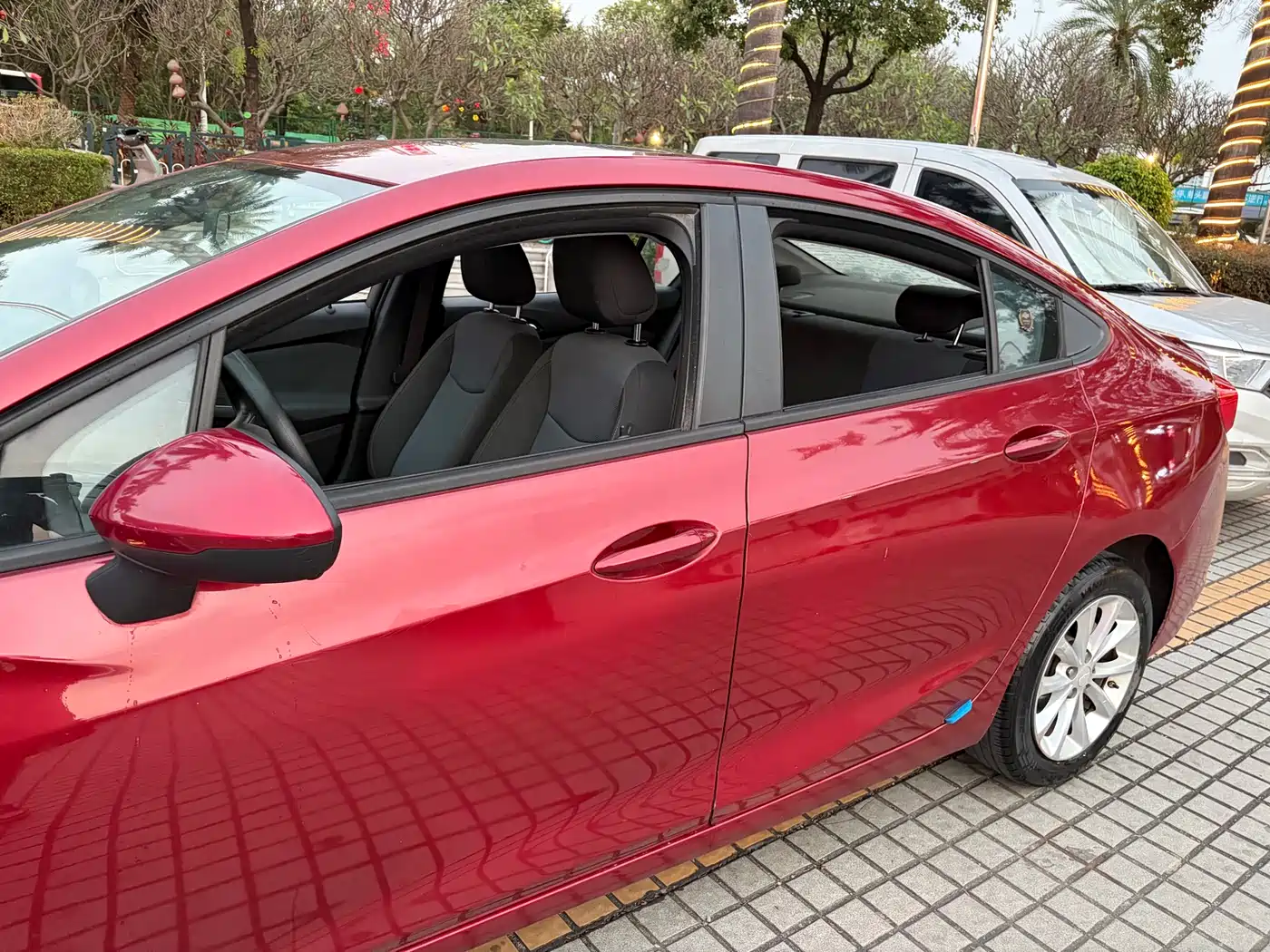 Chevrolet Cruze 2017 1.5L Automatic Pioneer Sunroof фото 7