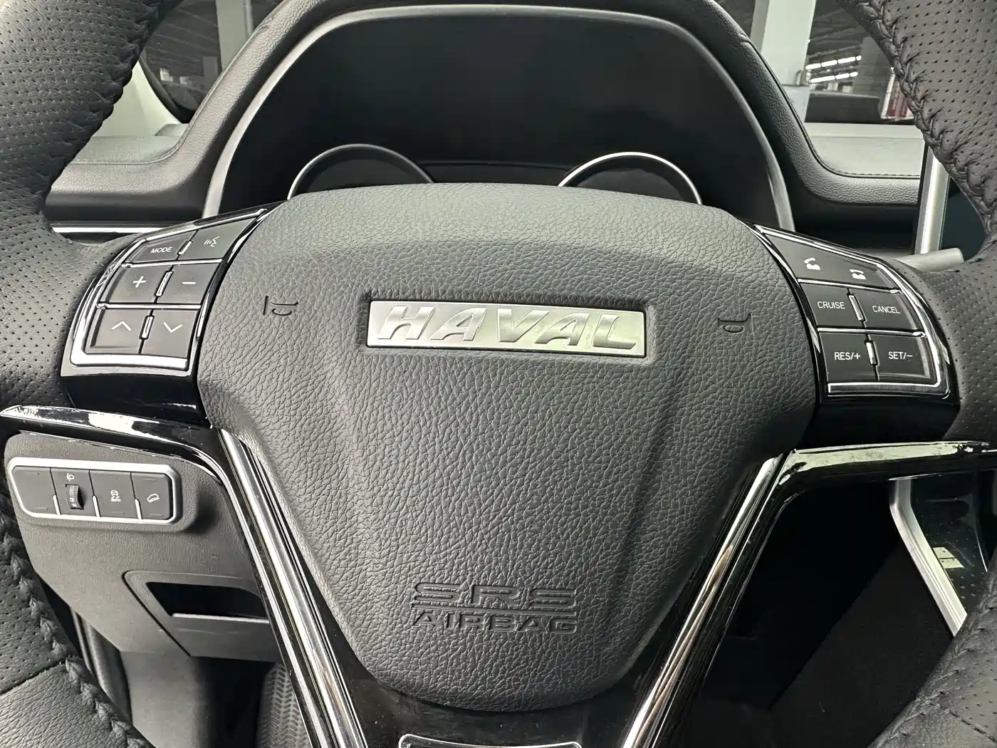 Haval M6 2023 PLUS 1.5T DCT Luxury Smart Connect фото 14