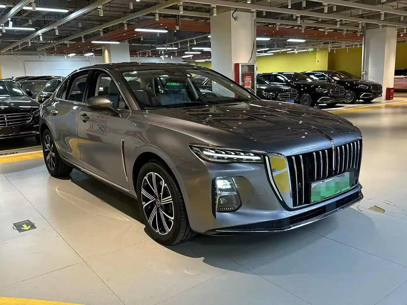 Hongqi H5 PHEV 2025 170 Super Hybrid Edition фото 3