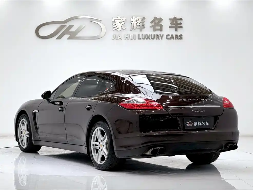 Porsche Panamera 2010 Panamera 4 3.6L фото 6