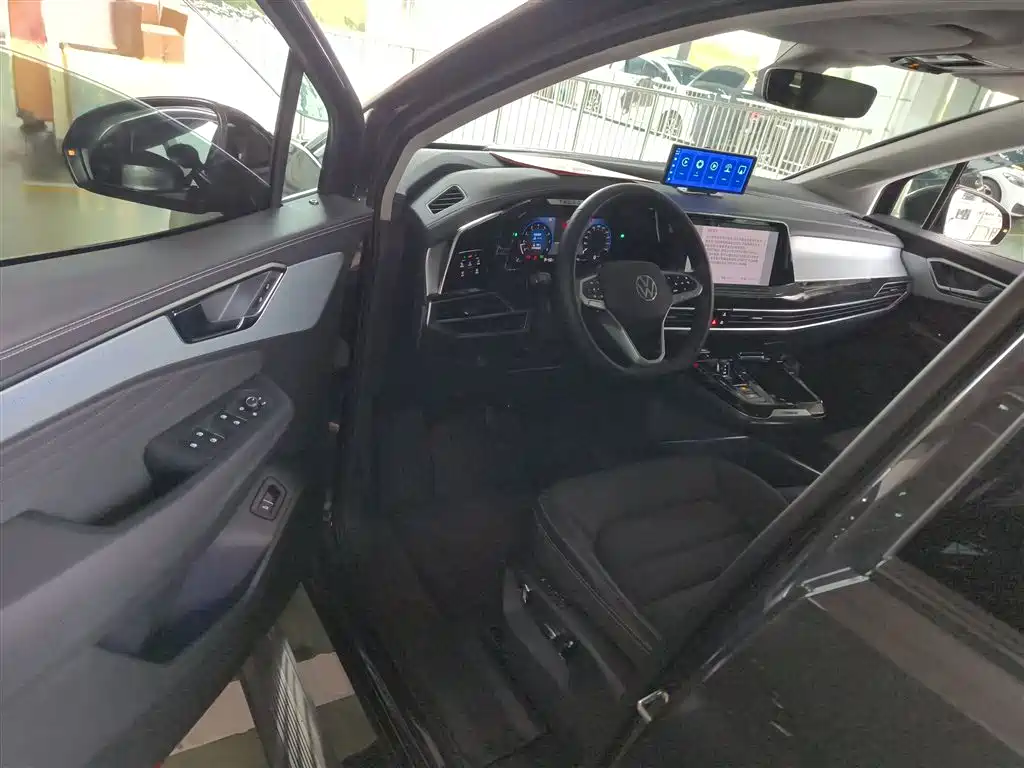 Volkswagen Talagon 2023 Facelift 380TSI 4WD Luxury Premium Pro Edition 6-Seater фото 16