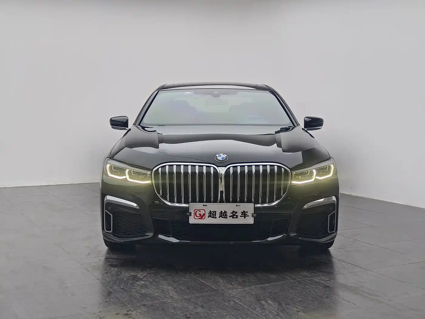 BMW 7 Series 2021 Model 730Li M Sport Package фото 2