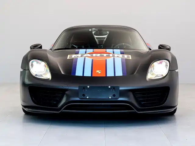 PORSCHE 918 SPYDER